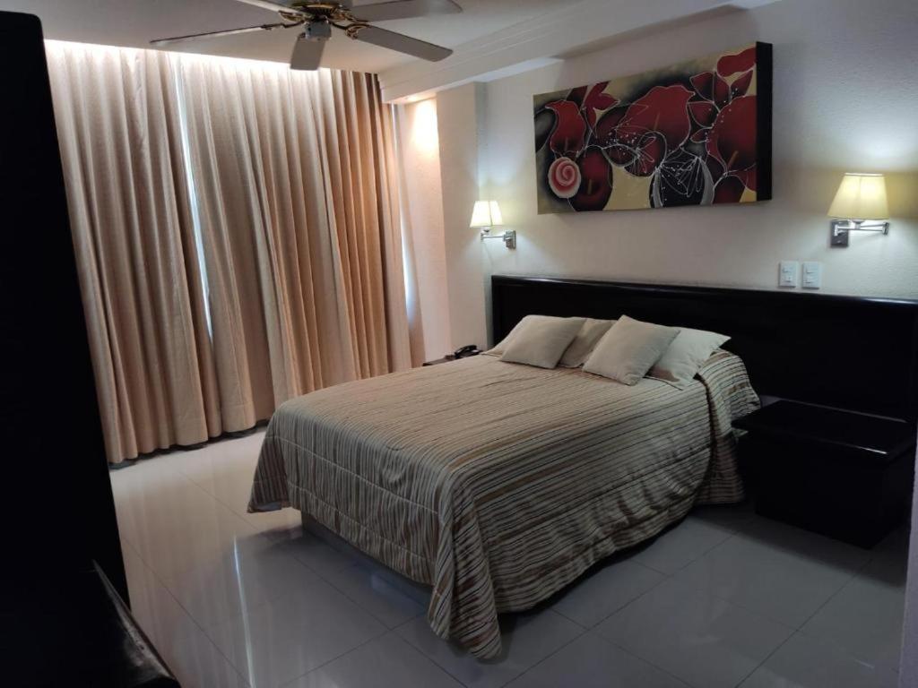 Hotel Mary Celaya سيلايا المظهر الخارجي الصورة
